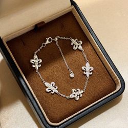 Anchor full diamond bracelet