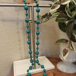 Beautiful Unique Costume Fashion Blue Turquoise Color  Necklace Jewelry. 