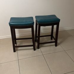 For Free. To Come Pick Up Tomorrow. Counter Chairs