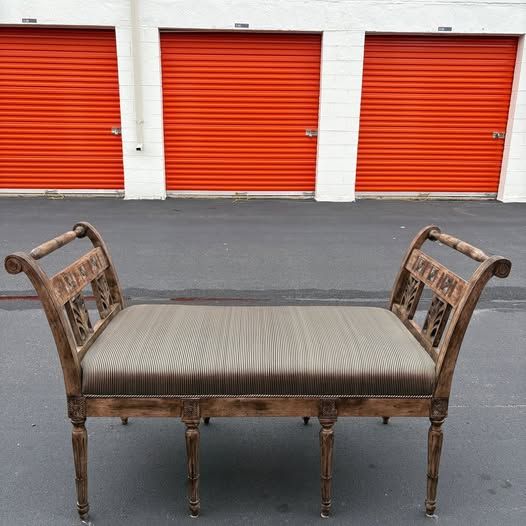 Entry Bench by John Richard