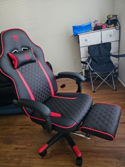 Gaming chair