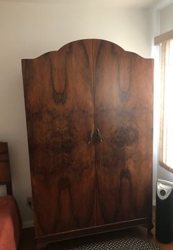 Bedroom furniture. Twin bed, armoire and chest