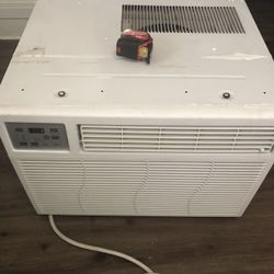Window Ac 350$.