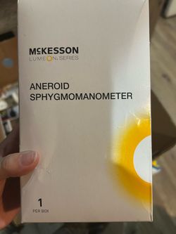 McKesson Lumeon Series Aneroid Sphygmomanometer