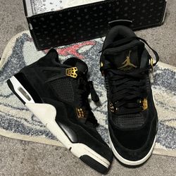 Jordan 4 Royalty 