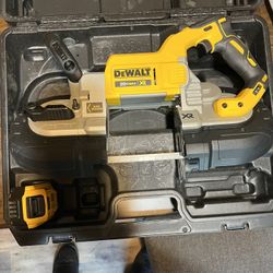 DeWalt bandsaw with battery and charger