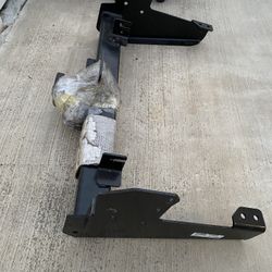 New: Titan® Class 5 Trailer Hitch, 2-1/2 Inch