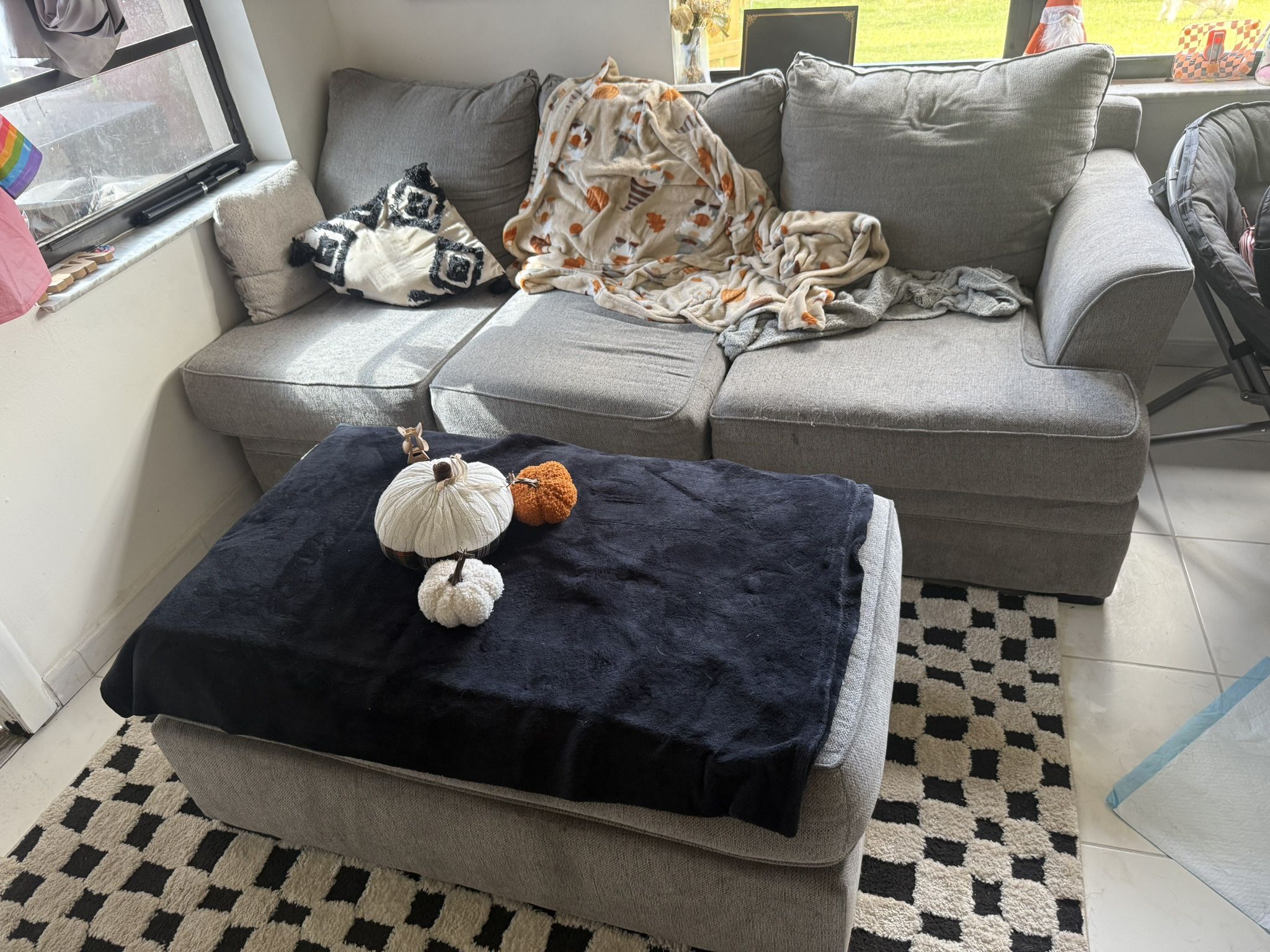 NEED GONE TODAY GREY 3 Seater Couch With Ottoman
