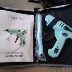 Hot Glue Gun Kit