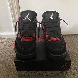 Jordan 4 Thunder Red Size 9