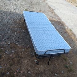 Folding Bed 
