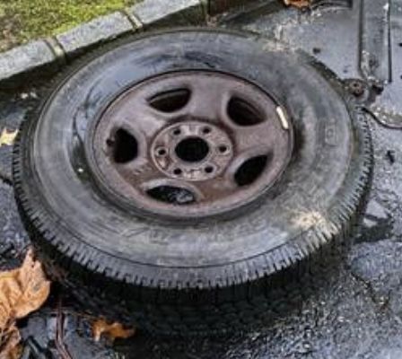 Spare tire from a 04 cadilac escalade