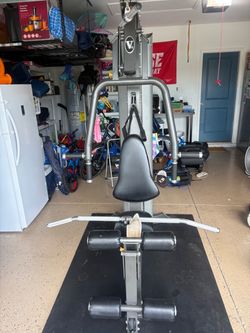 Hoist V4 Elite Gym