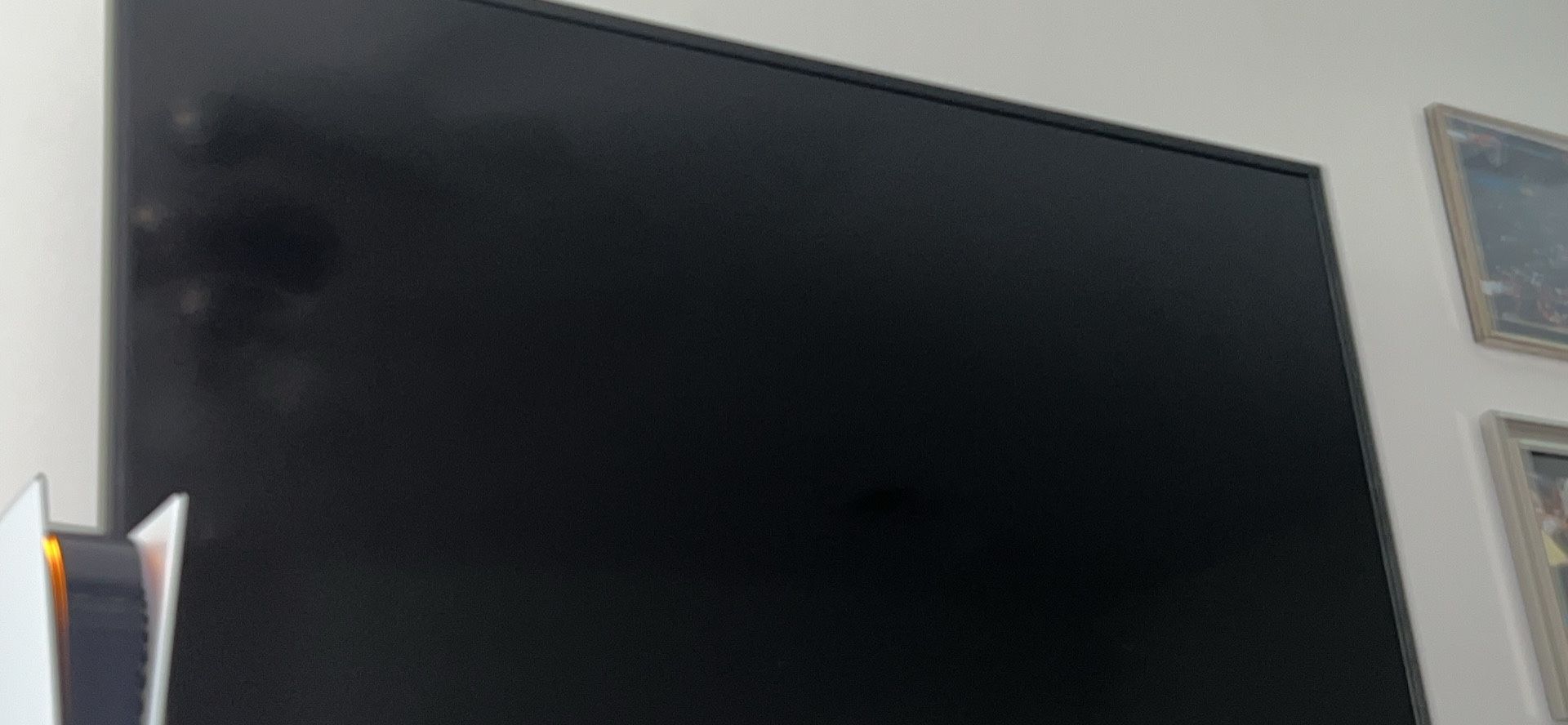 55 Inch Insignia/ Want Stay On Needs To He Fixed