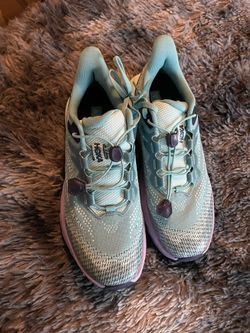 Hoka ONE ONE