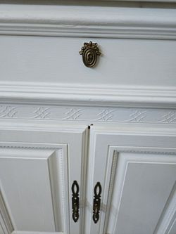Dresser Cabinet