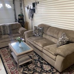 FREE DELIVERY COMPLETELY SHAMPOOED