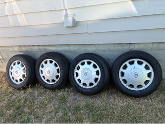 Stock Lexus LS400 16’s