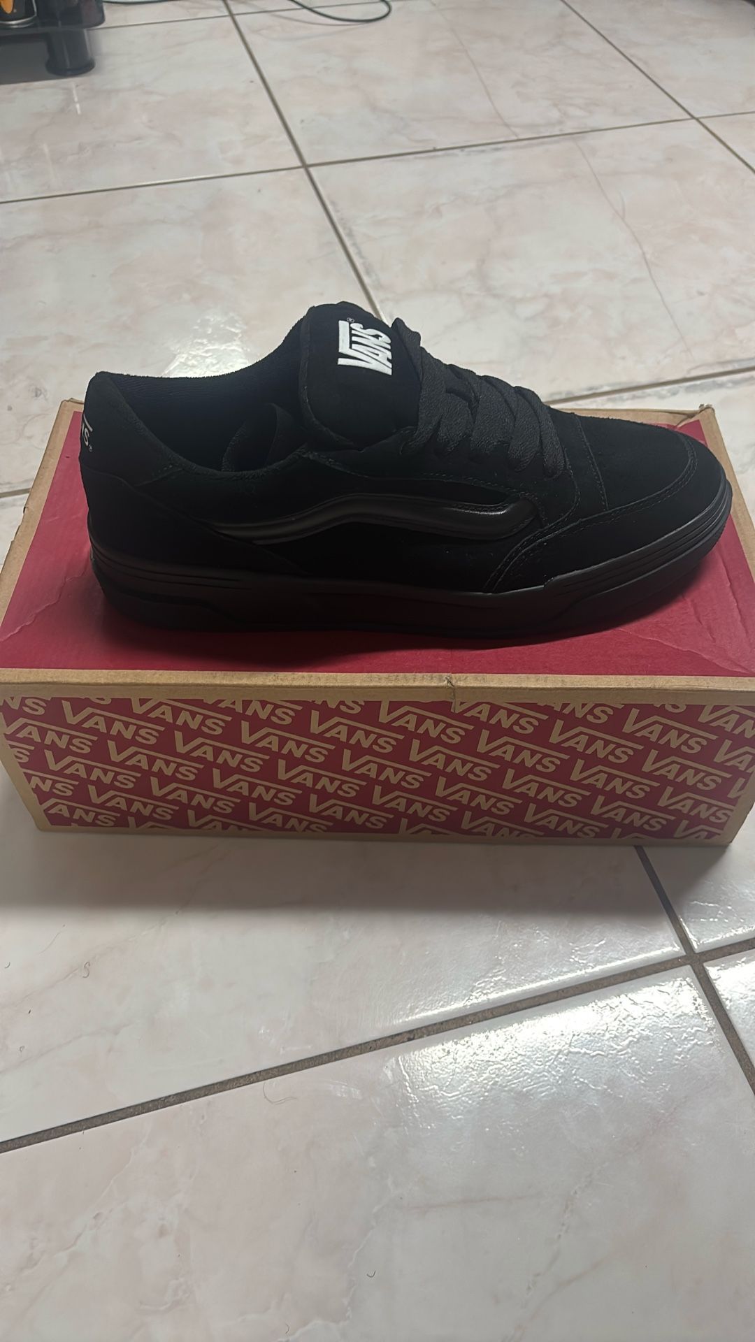 Black Hylane Vans Size 11.5 Men’s