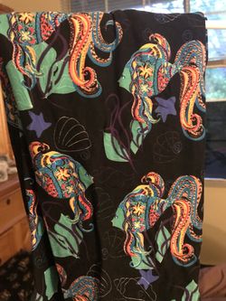 Lularoe TC legging fish New