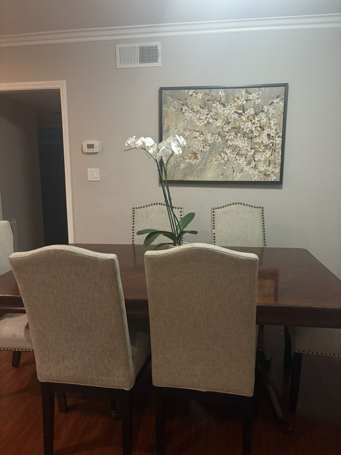 Dining Table & Chairs Set