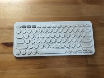 Logitech K380 Mac Keyboard 