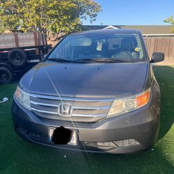 2012 Honda Odyssey 