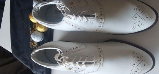 NEW FOOT JOY GOLF SHOES 11-11.5 NEW