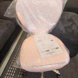 Hello Kitty Heart Vanity Chair