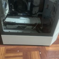 Gaming PC + Full Setup! 2070Super Ryzen 5 5600- SEND OFFERS! Check desc.