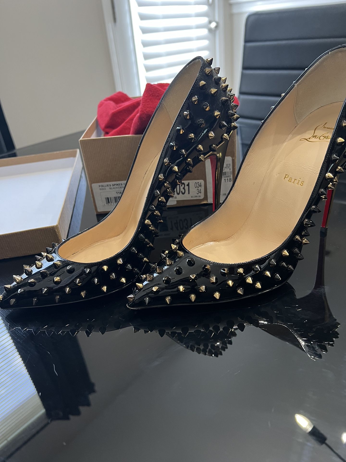 Follies Spikes 100 Patent Size 41 (10 US)