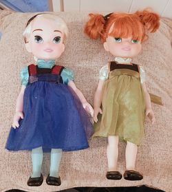 Disney Animators' Collection toddler Elsa & Princess Anna from Frozen