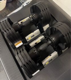 Core Home Fitness 5-50 lbs Adjustable Dumbbells adjust in 5-pound increments. Like New Condition
