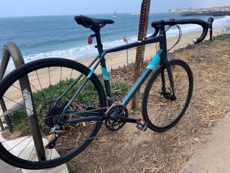 Felt vr60. 16 speed X-Large lightweight aluminum frame with mechanical disc brakes