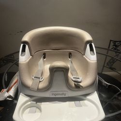 Ingenuity Baby Base 2-in-1 Booster Feeding and Floor Seat with Self-Storing Tray - Cashmere