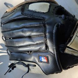 Wilson Youth Baseball Glove 