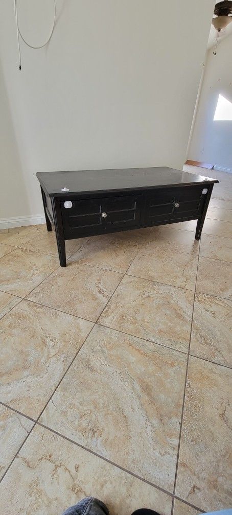 Free Coffee Table & 2 End Tables