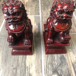 Lot Of 2 Chinese Asian Lions Fu Dogs Resin Figures Bookends- Red 4.5”