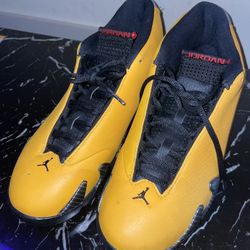 Air Jordan 14 Retro “University Gold