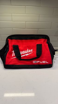 Milwaukee M12 Fuel Tool Bag new