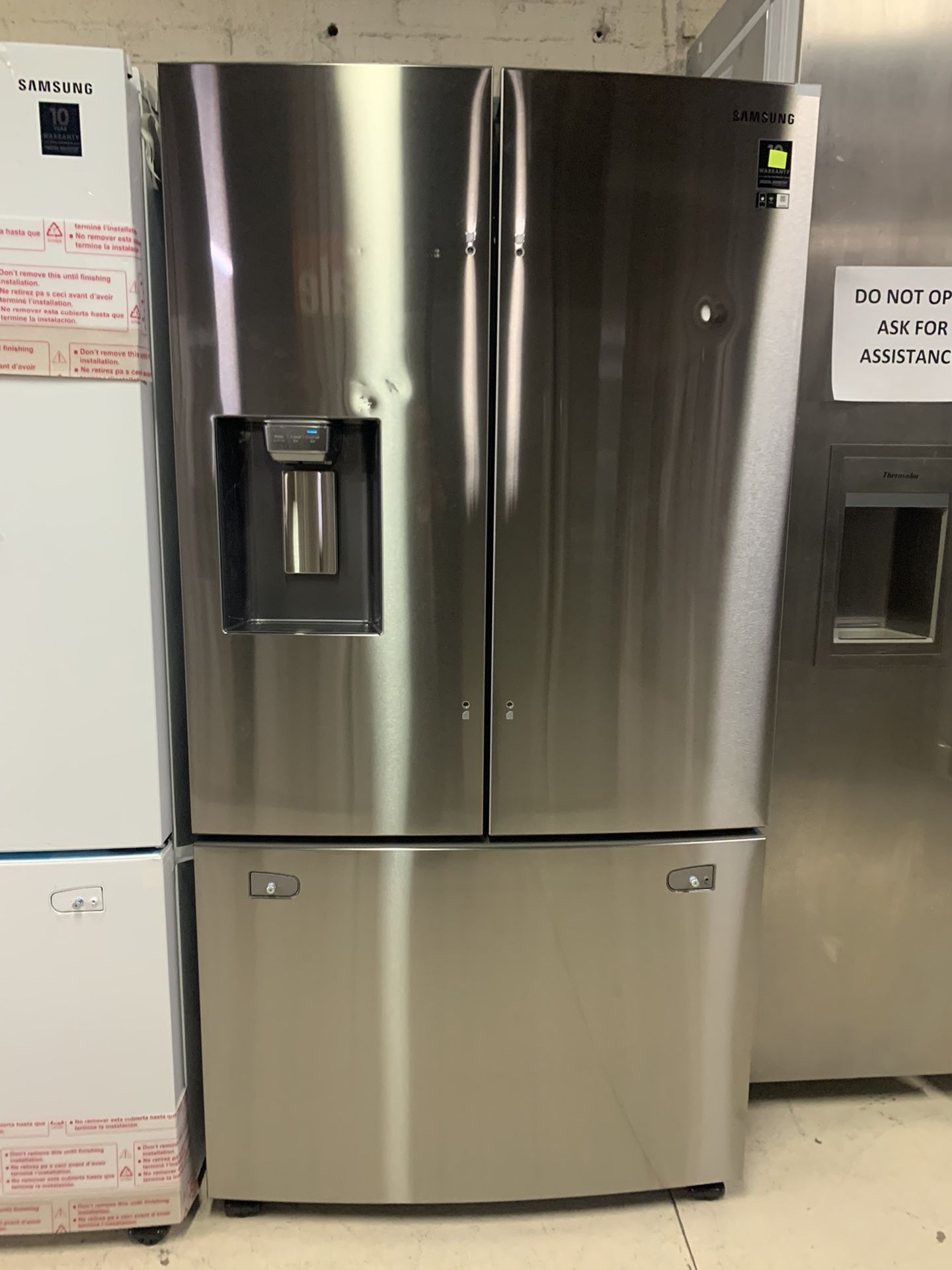 SAMSUNG FRENCH DOOR REFRIGERATOR