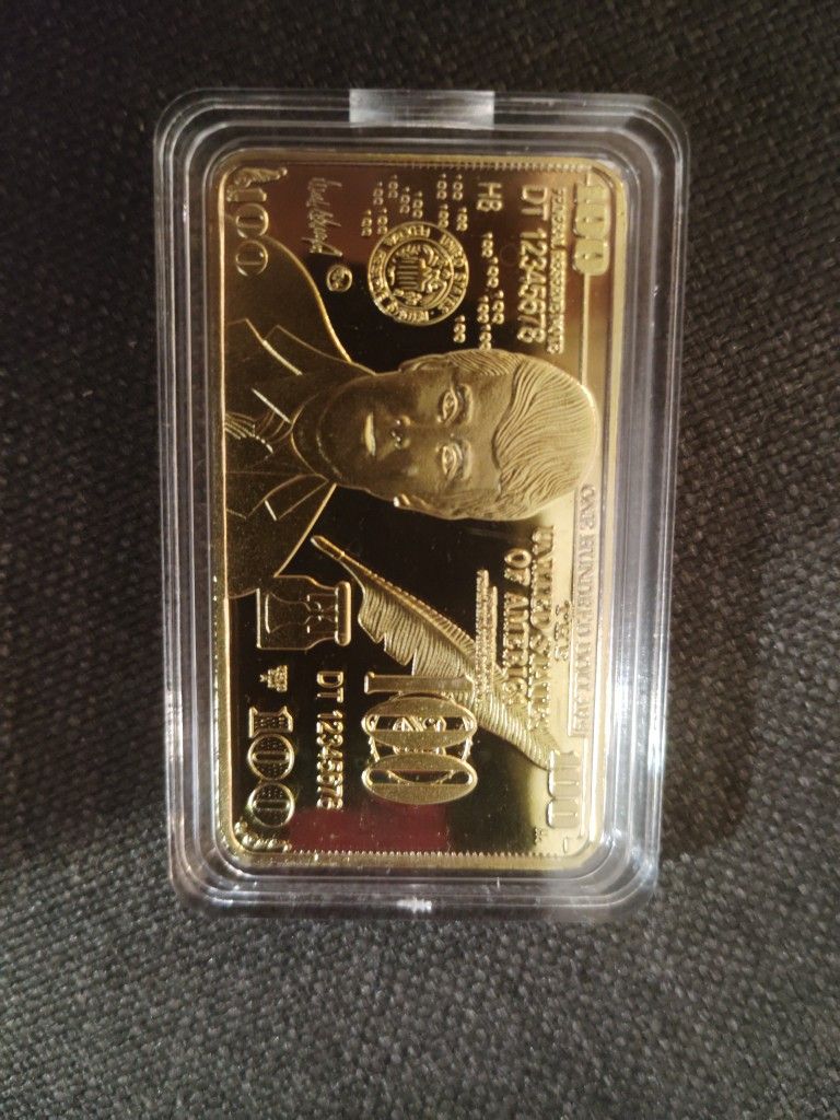 Trump 100 Collectors Gold Bar