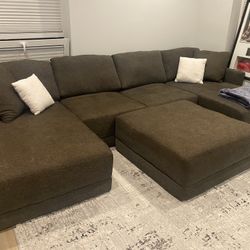 Sectional And Ottoman 