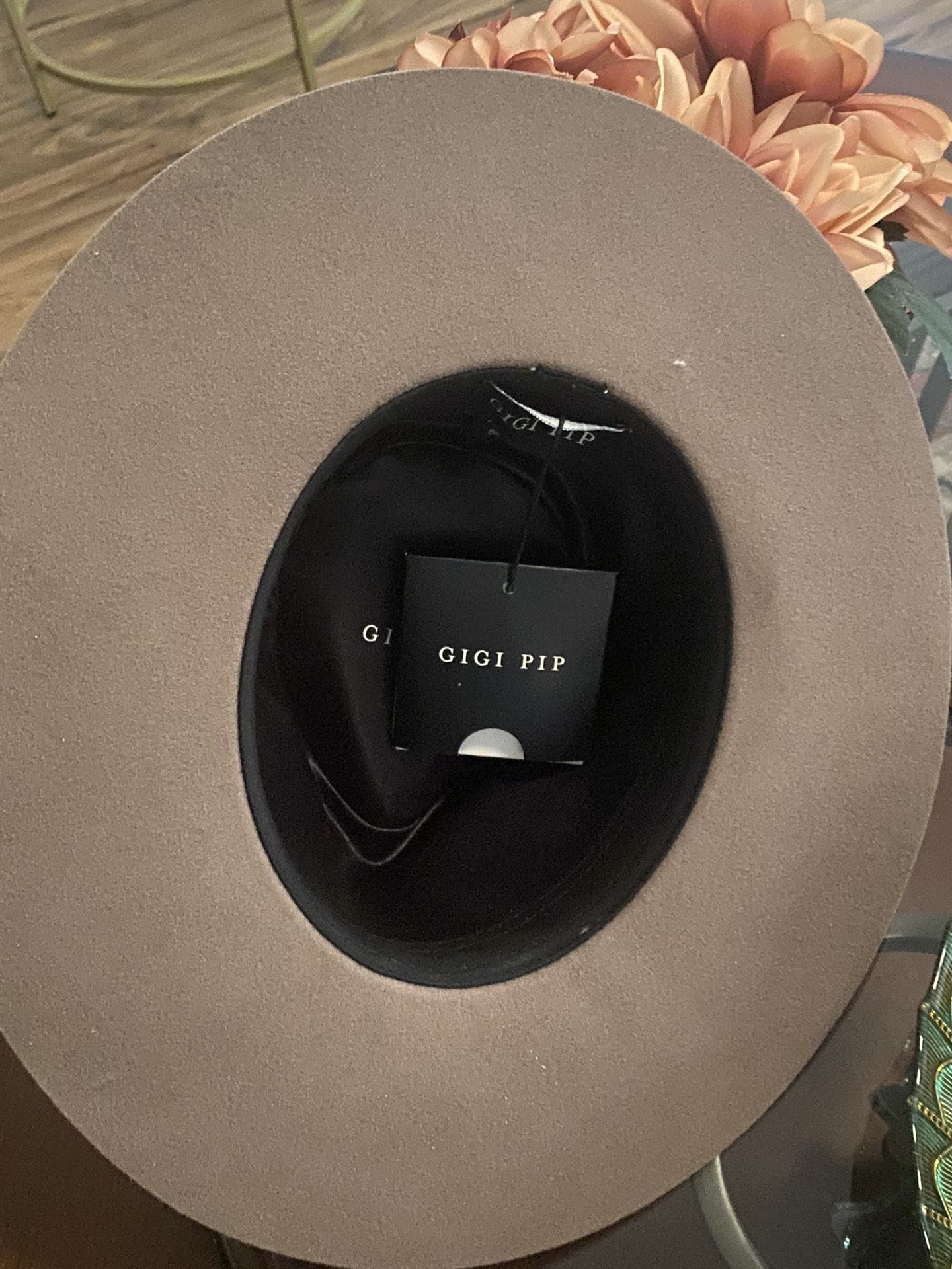 Gigi Pip Women
