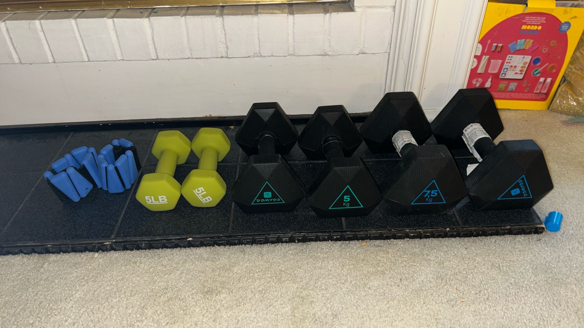 Weight 7.5, 5 , 2.4 Lb, Wrist Band Weight