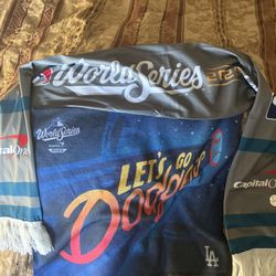World Series Scarf & Rally Towel
