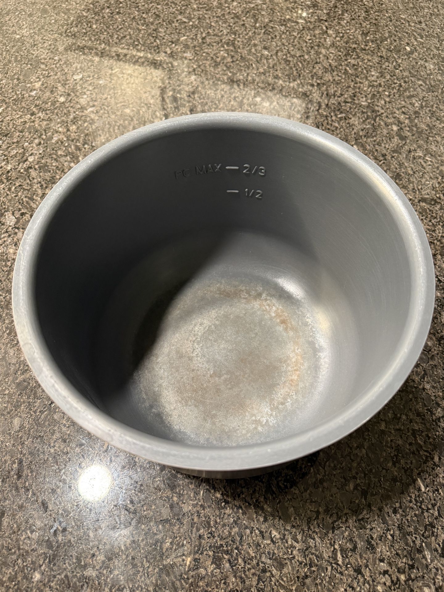 Instant Pot Ceramic Inner Slow Cooking Pot 6-Qt, Non-Stick Coated Interior, Rice Cooker