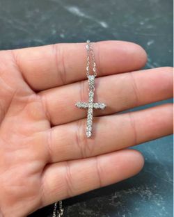 VVS1 Moissanite 💎 Cross pendant Chain/S925 Sterling Silver Iced Out
