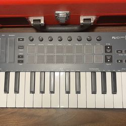 Novation FLkey Mini - Portable 25-Key, USB, MIDI Keyboard Controller with FL Studio Integration for Music Production