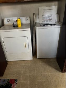 Moving sale